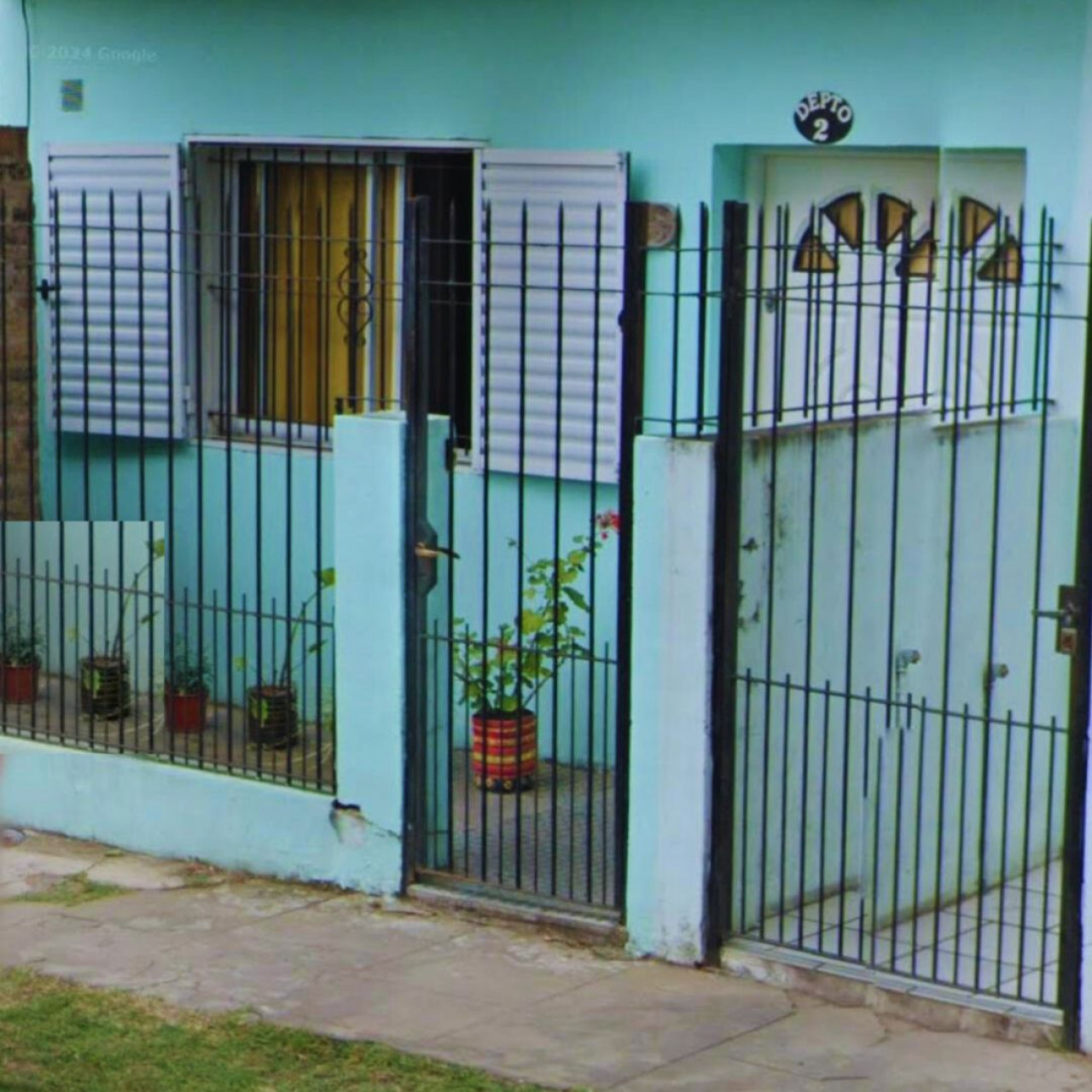 Venta de departamento de 2 ambientes en PH con entrada individual en San Miguel