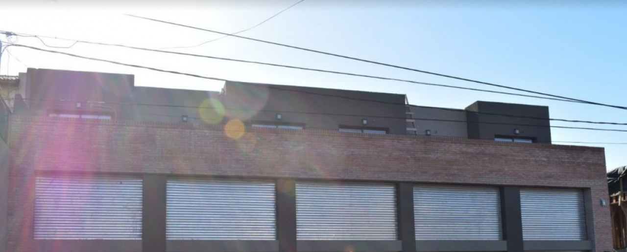 Dto 2 Ambientes  en Av Peron 3556