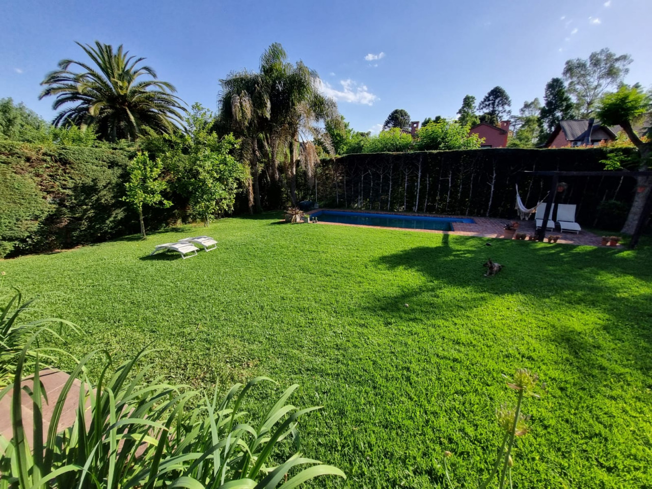 casa en barrio "Las Angelicas" Bella Vista